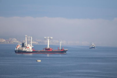 Çanakkale Boğazı gemi geçişlerine tekrar açıldı