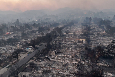 Los Angeles'ta "Çamur seli, toksik kül akıntısına yol açabilir" uyarısı