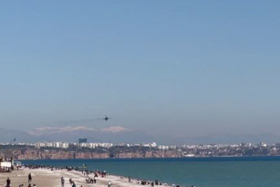 SOLOTÜRK'ün Antalya'daki eğitim uçuşları nefesleri kesti