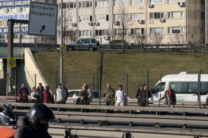 İstanbul Bahçelievler’de metrobüs arızası nedeniyle yolcular yolda kaldı!