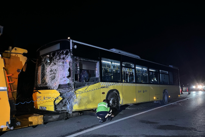 İstanbul Sarıyer'de İETT otobüsü kaza yaptı: 1 yaralı var